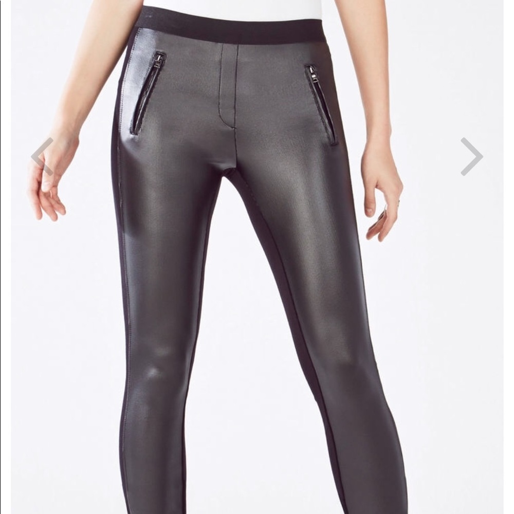 BCBG Sissy Zip-Pocket Legging